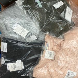 Nordstrom Clearance Lot of 4 Cardigans & Sweater MSRP $201